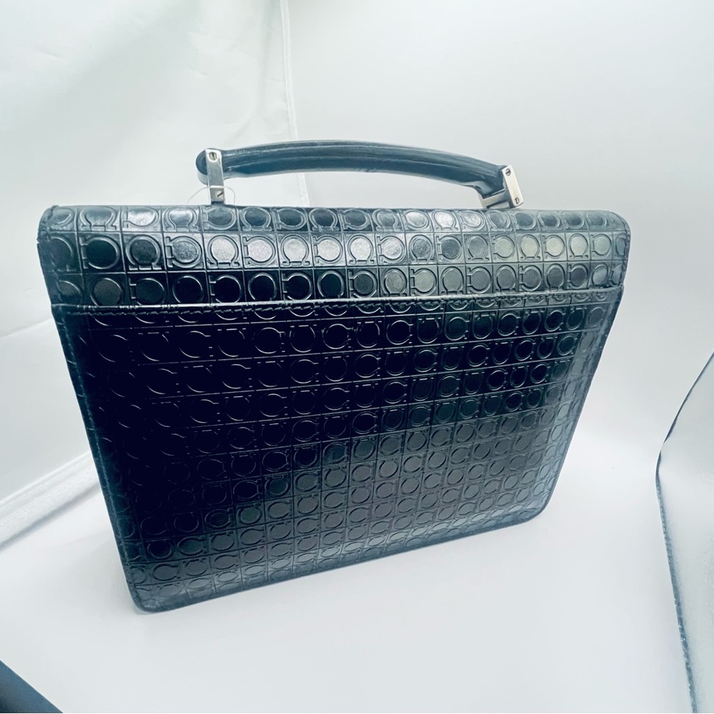 SALVATORE FERRAGAMO 🎄RARE 🎄 Combination Lock Black Logo Bag / Unisex - Picture 9 of 13